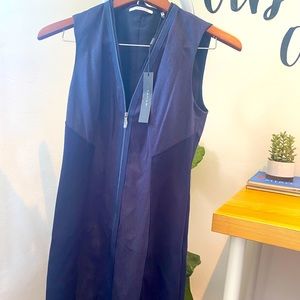 NEW WITH TAGS TAHARI NAVY DRESS SIZE 2
